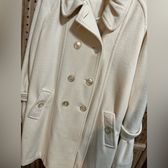 EUC Cream Ruffle Collar Fall Winter Wool Coat 🧥Bell Sleeves - Picture 3 of 8